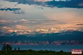Issyk-Kul and the Tien Shan mountains